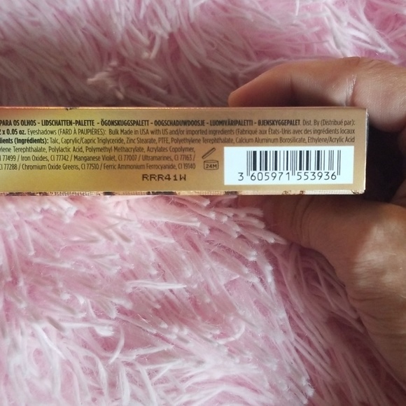 Urban Decay NAKED HEAT Palette - Picture 6 of 7